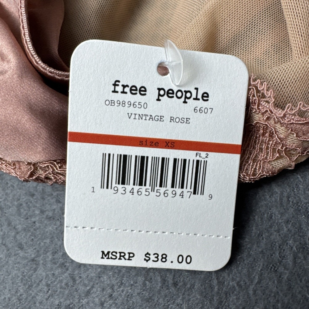 Free People Intimately NWT XS Camila Bandeau Bralette Vintage Rose Lace Bra - Picture 3 of 3